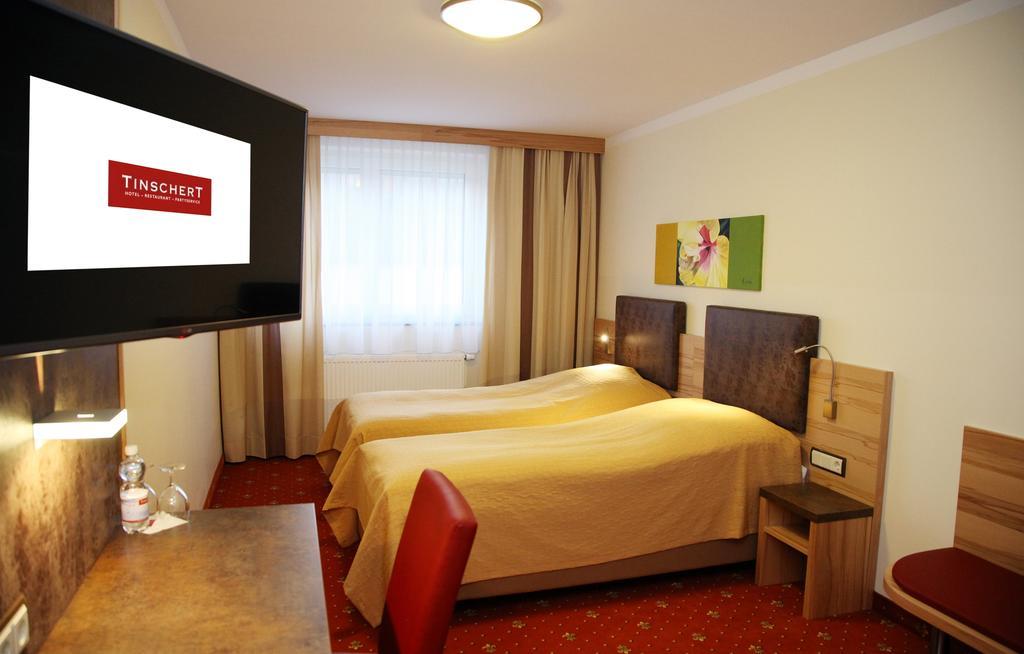 Tinschert Hotel-Restaurant-Partyservice Schwertberg ห้อง รูปภาพ