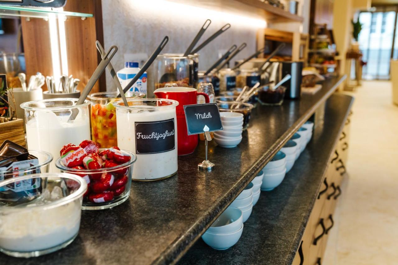 Tinschert Hotel-Restaurant-Partyservice Schwertberg ภายนอก รูปภาพ