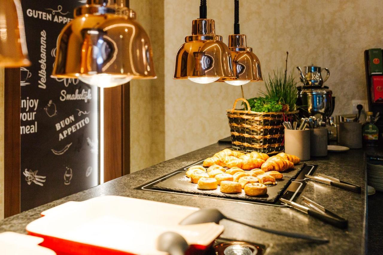 Tinschert Hotel-Restaurant-Partyservice Schwertberg ภายนอก รูปภาพ